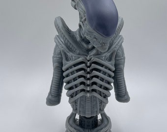 Alien Aliens AVP Xenomorph Weyland Yutani