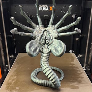 ALIEN 1/1 scale Face Hugger（未開封） ALIENS FACEHUGGER 1:1 scale statue~Life Size~Hollywood