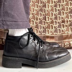 Vintage 90's Vagabond Square Toe Lace up Chunky Oxfords Shoes in
