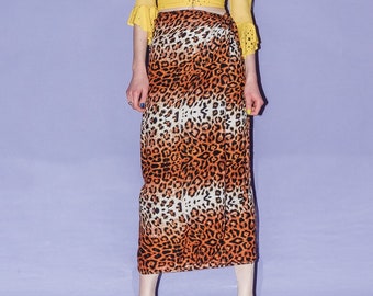 Vintage Y2K wrap-around long skirt in leopard print