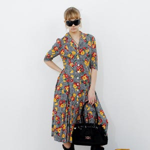 Vintage 90&#39;s Mondi adorable button down floral/polka dot sundress in black&white