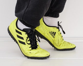 90s Vintage dirty football trainers in neon yellow/black