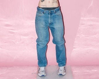 Vintage 90's classic boyfriend straight jeans in light wash