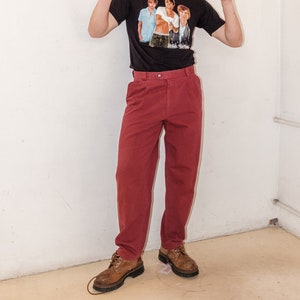Vintage skater fit classic trousers in burgundy image 1