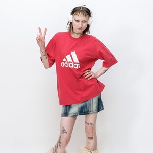90&#39;s Vintage sporty gal oversized t-shirt in vintage red