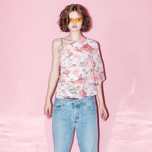 Vintage Y2K floral off the shoulder blouse top in beige