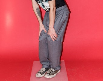 90's Vintage skater fit classic pleated trousers in grey