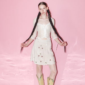 Vintage Y2K cute floral wrap mini skirt in cosmic latte