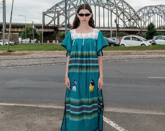 90's Vintage comfort cute maxi dress in green