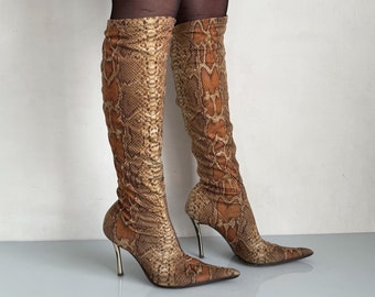 bottes chaussettes à talons aiguilles vintage à imprimé serpent emblématique de l'année 2000 en marron