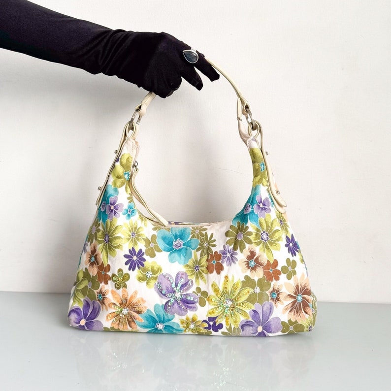 Vintage Y2K amazing floral hobo bag in white & pastels image 1