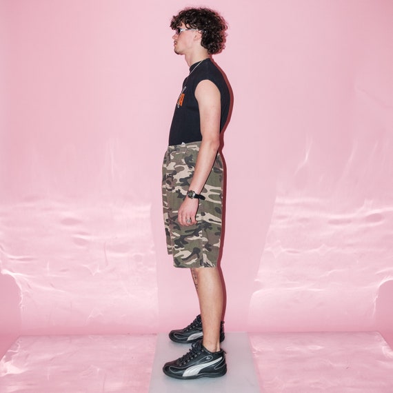 パンツ KIKS TYO corduroy camo short pants y2k VINTAGE KIKWEAR SHINY OLIVE GREEN RAVE SHORTS+ tag | Depop