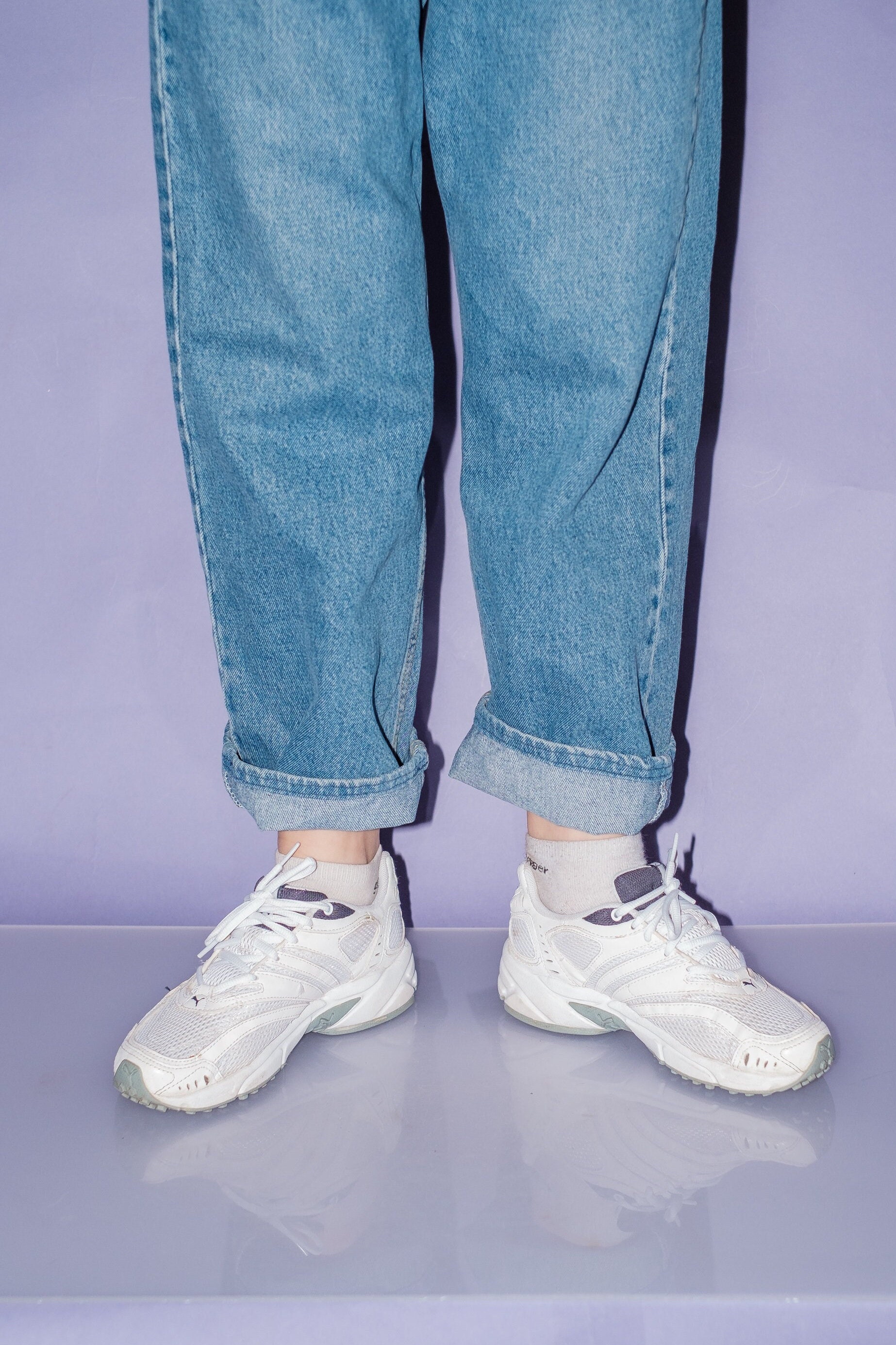 90's Vintage Classic Dad Sneakers in 