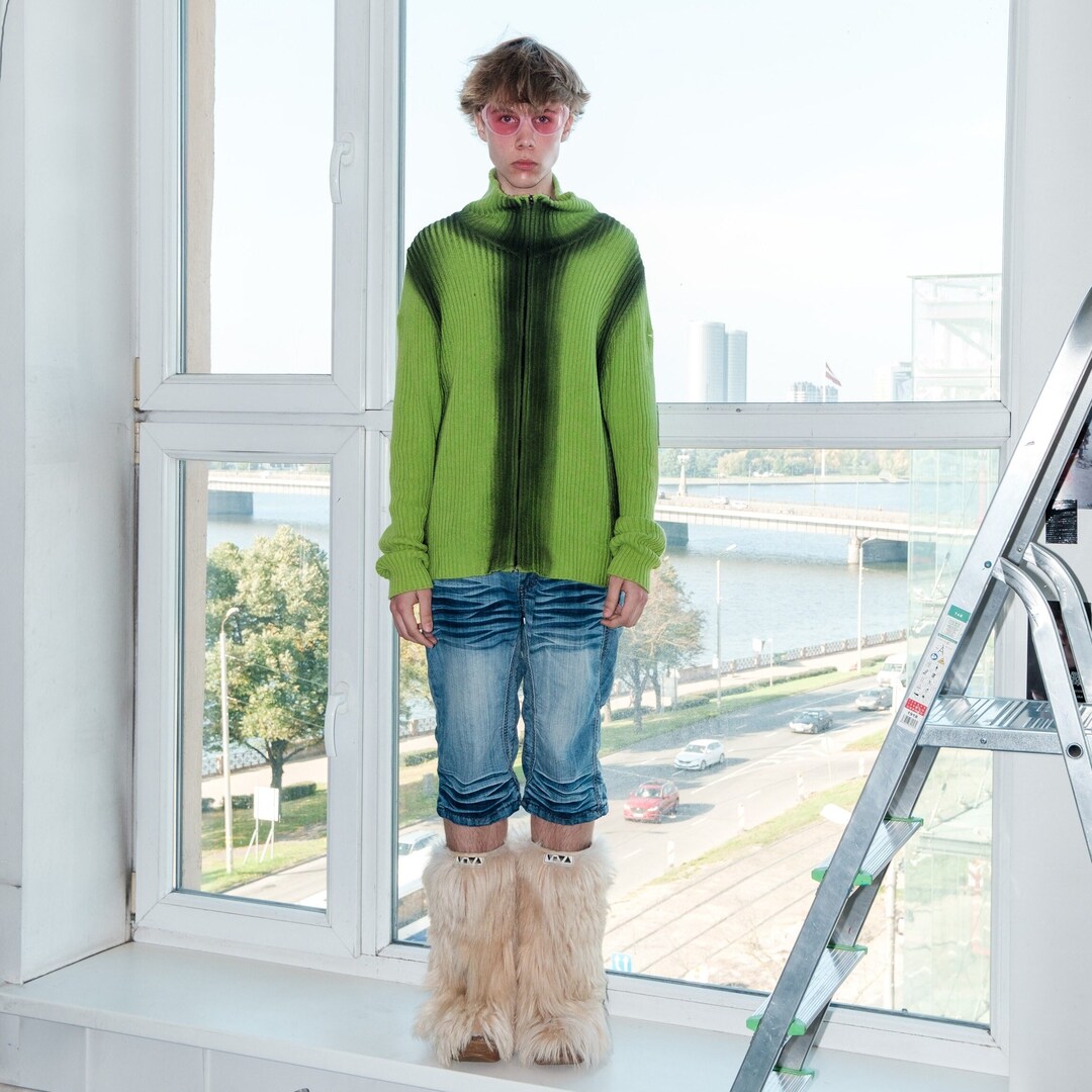 Y2K Vintage Unique Ribbed Spray Paint Jumper in Green&black Etsy