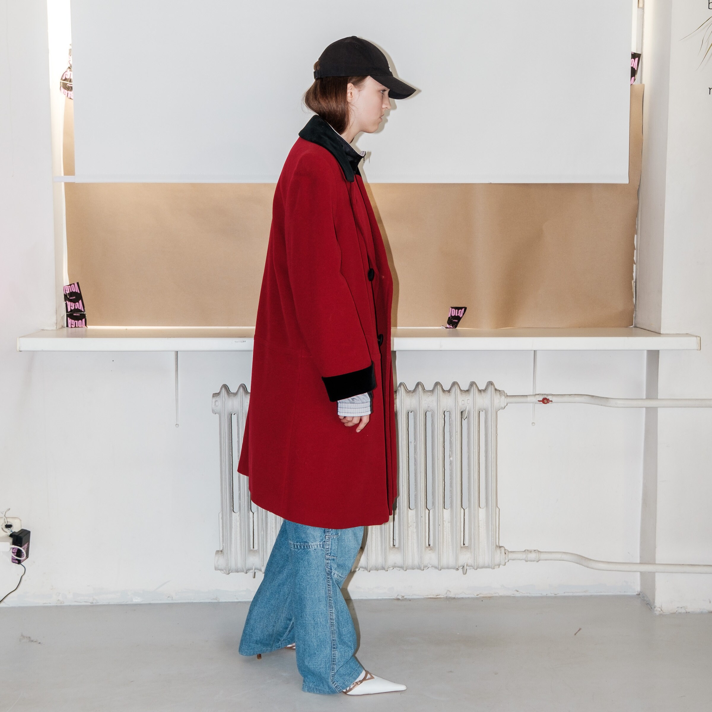 90's Vintage Retro Double-breasted Wool Coat in Red & Black