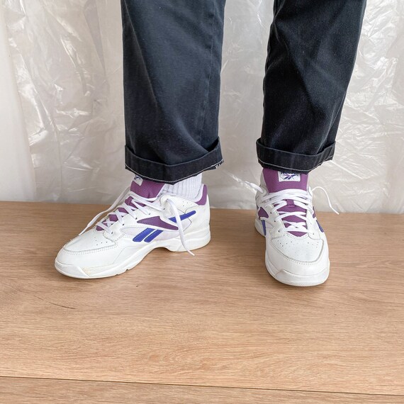 Vintage Reebok white sneakers / 1990s