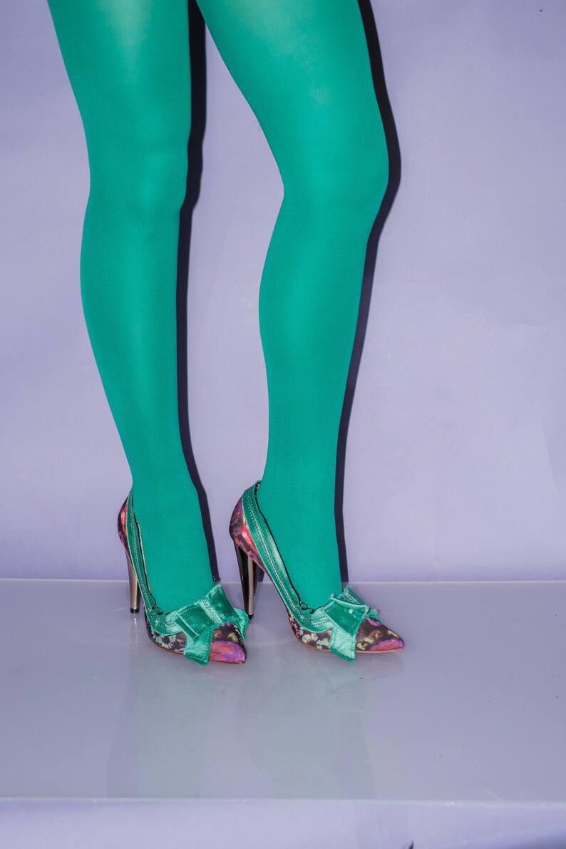 Vintage Y2K limited edition pumps with green bows image 5