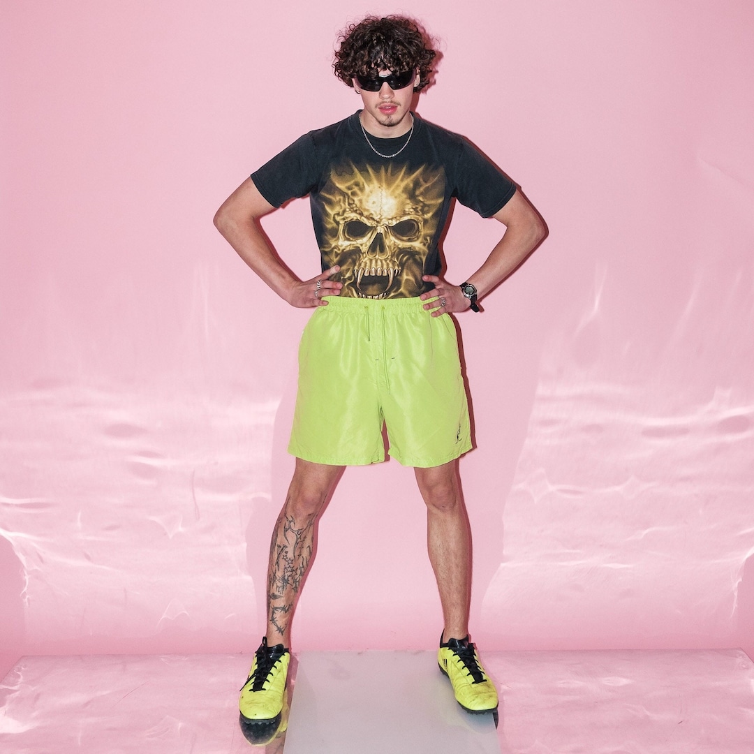 Neon green shorts outfit online