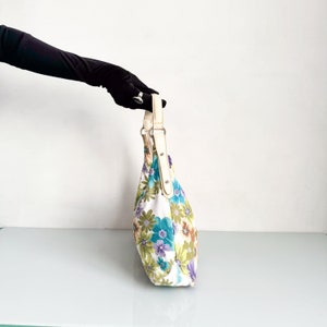 Vintage Y2K amazing floral hobo bag in white & pastels image 2