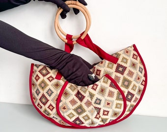 Vintage 90's retro geometric half moon bag in beige & red