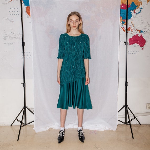 Vestido recto icónico vintage de los 90 en verde esmeralda - Etsy México Vestido recto icónico vintage de los 90 en verde esmeralda - Etsy México