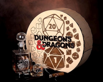 Christmas Dungeons and Dragons Whiskey Set | D&D Whiskey Glass Set | Personalized DnD Whiskey Decanter Set | Gift for DnD Player