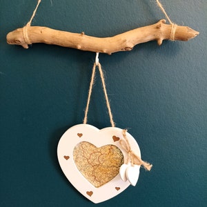 Driftwood - picture frame with wooden heart