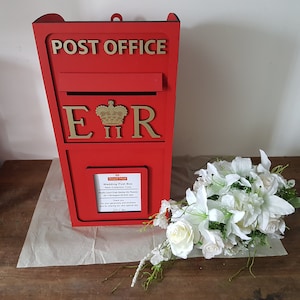 Wedding Post Box - Lockable wedding post Box - DIY Post Box - Party Card Box