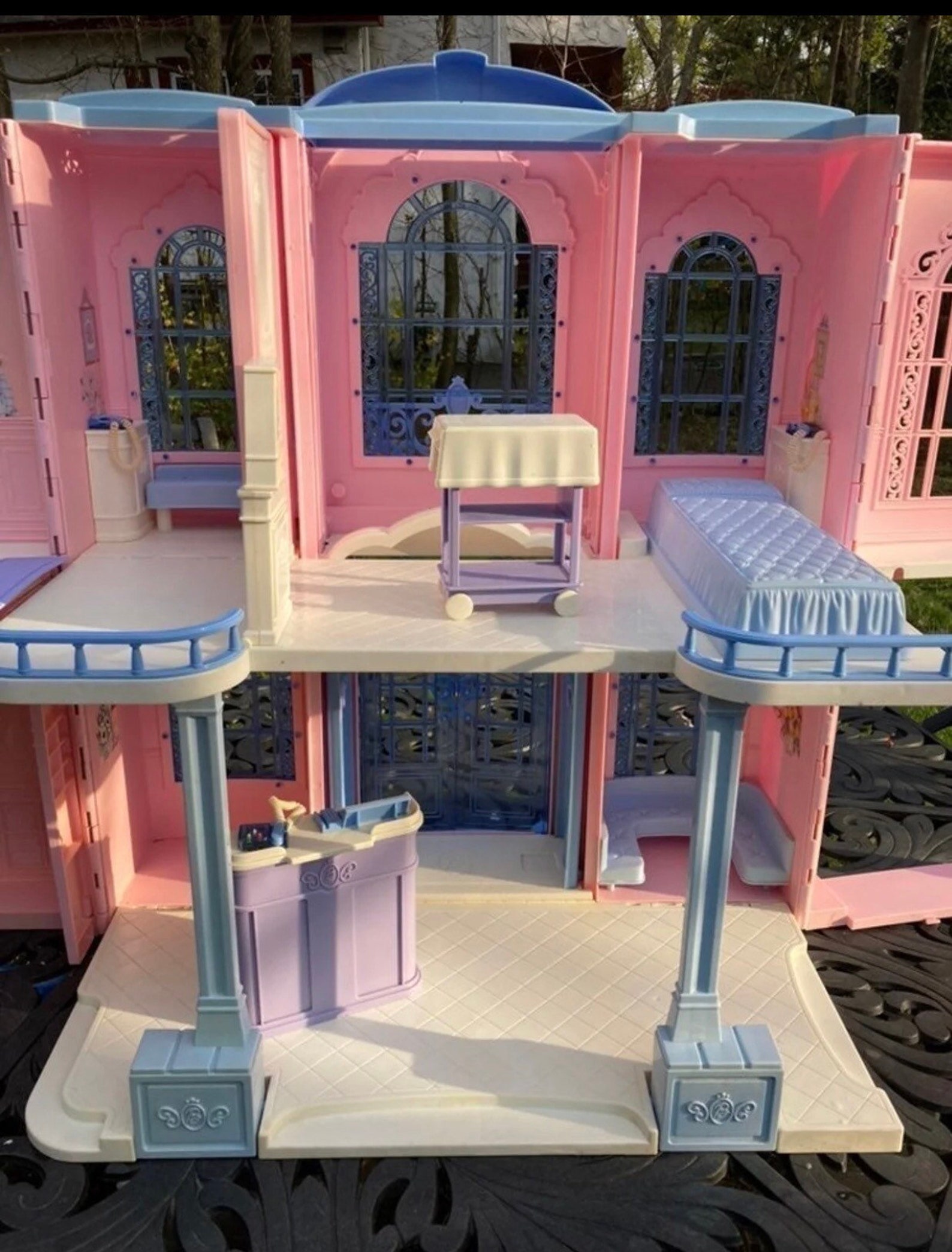 Vintage Barbie Grand hotel / vintage Barbie Victorian hotel / Etsy