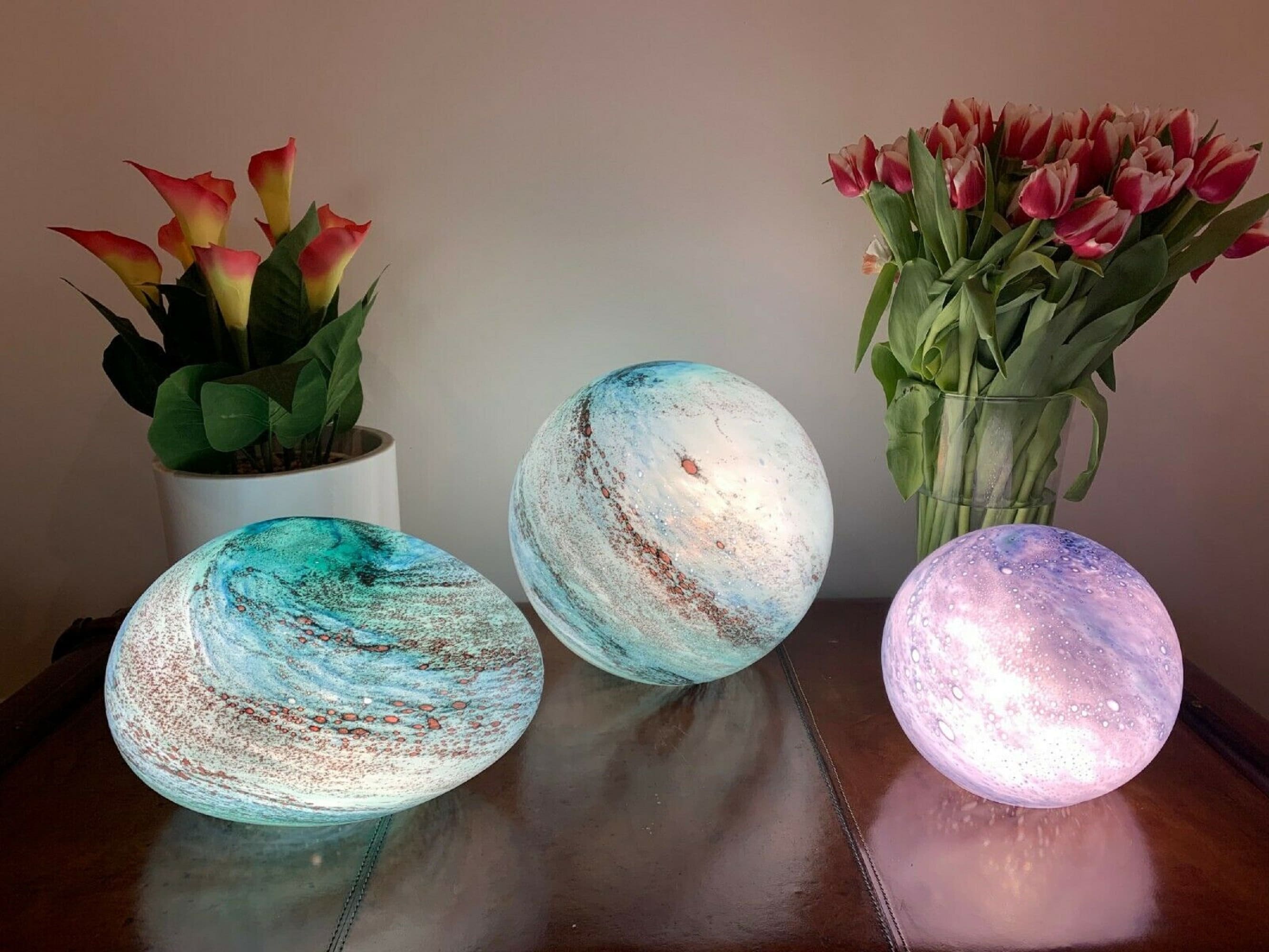 Glass planet lamp deals