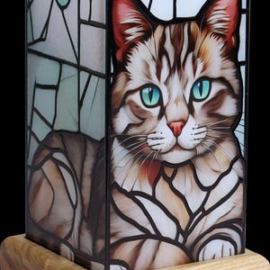 Tiffany Style Cool White Art Light With Led Base - Kitten