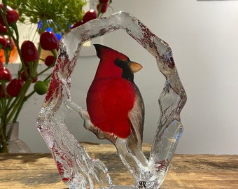 Crystal Northern Cardinal  sculptuur handgemaakt door Mats Jonasson Zweden