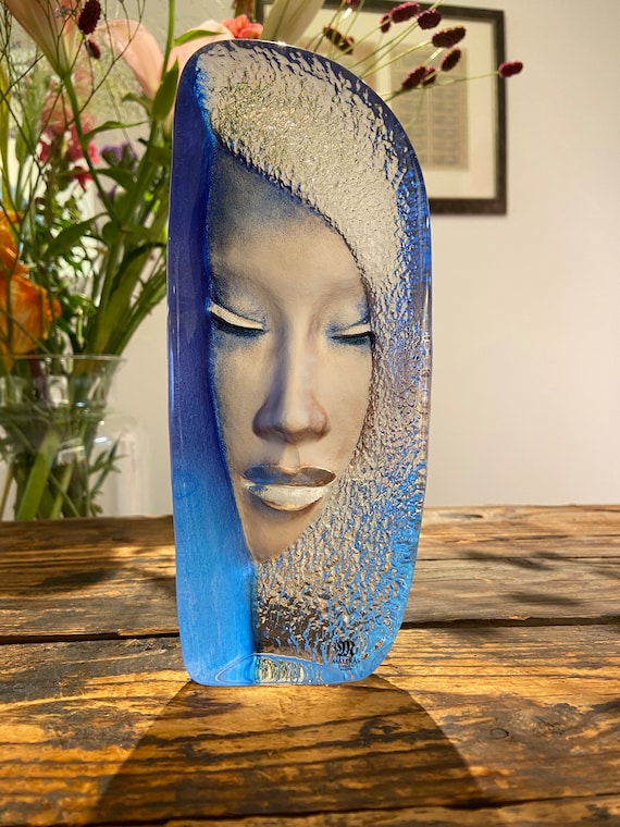 Crystal Sculpture Mystique' Design Mats Jonasson Sweden (maleras