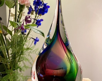 Regenboog glazen druppel sculptuur • Handgemaakt kristal • Kleurrijke Dutch Design glaskunst