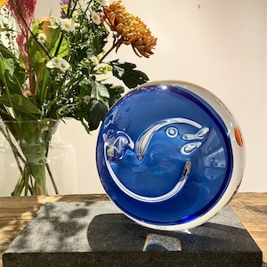 Escultura de cristal de Goran Wärff Kosta Boda: Edición limitada firmada en vidrio artístico sueco