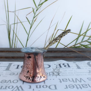 Cafetière / Manche en laiton fait main en cuivre Jazva / Turc / Cezve / Jezve / Ibrik / Turka / Arabe / Grec