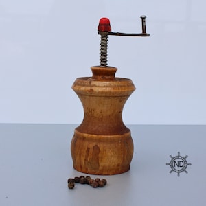 Vintage pepermolen / zout en peper / peperstrooier / vintage peper / zout- en peperset / oude pepermolen / pepermolen