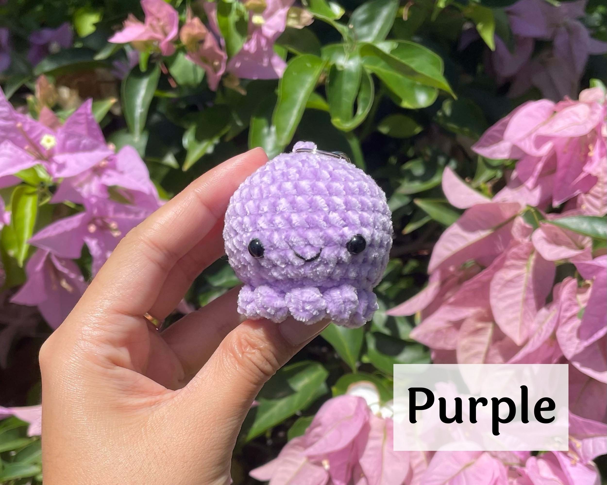 2 Pieces Matching Crochet Couples Keychains Kissing Velvet