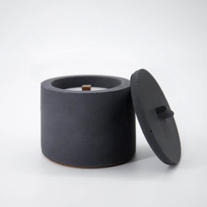 Concrete outdoor fire &quot;DARK&quot; (height 10 cm) – with weatherproof concrete lid. Refillable with wax residue.