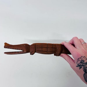 Mid century carved wooden crocodile alligator, carved wooden African ornament 39cm