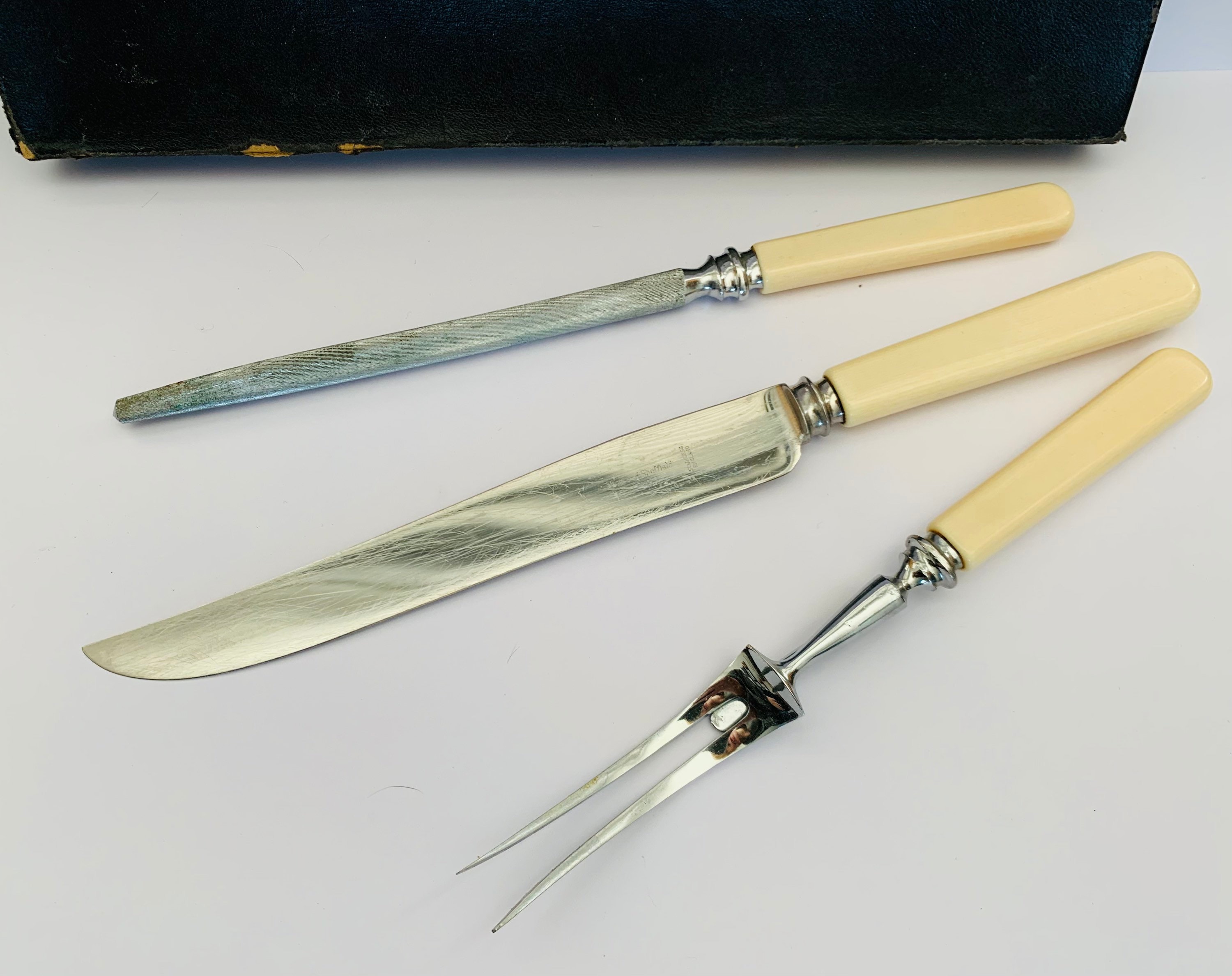 Bone Handle Carving Set for sale Only 2 left at 60
