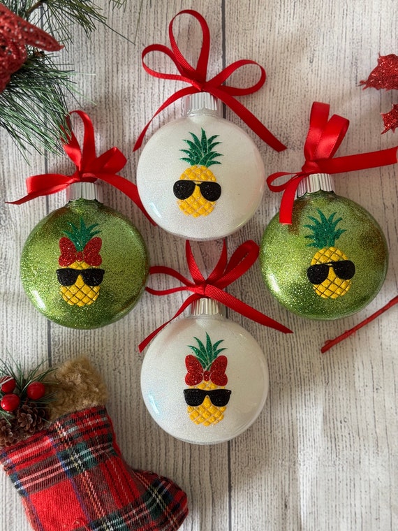 Pineapple Couples Ornament Set: Handcrafted Glitter Disc