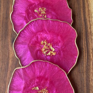 Pink Resin geode agate Coasters Set, Magenta pink with gold accents. Great Mothers Day gift image 3