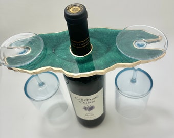 Minimal resin geode emerald wine or champagne butler, Bottle holder, housewarming gift, wine lover, realtor gift ideas.