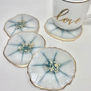 Resin coaster set, moonstone white & emerald green geode agate coaster set with gold accents. Great housewarming, realtor/teacher gifts