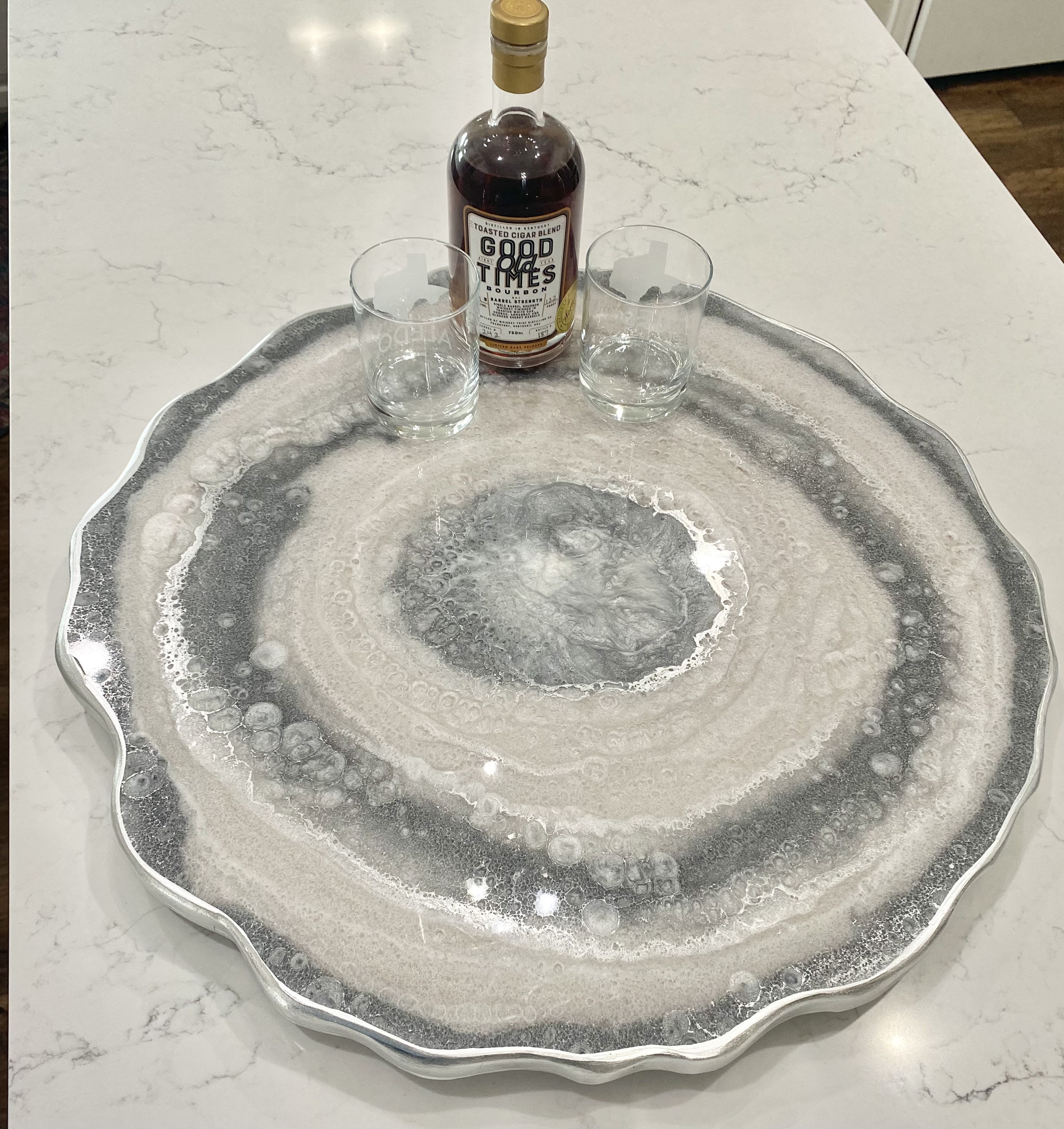 X large 25” luxury resin lazy Susan turntable centerpiece, resin geode agate table top, moonstone white with silver accents