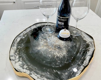 Huge luxury resin lazy Susan turntable centerpiece, geode agate table top serving decor. Modern black and white w/ resin crystal center.