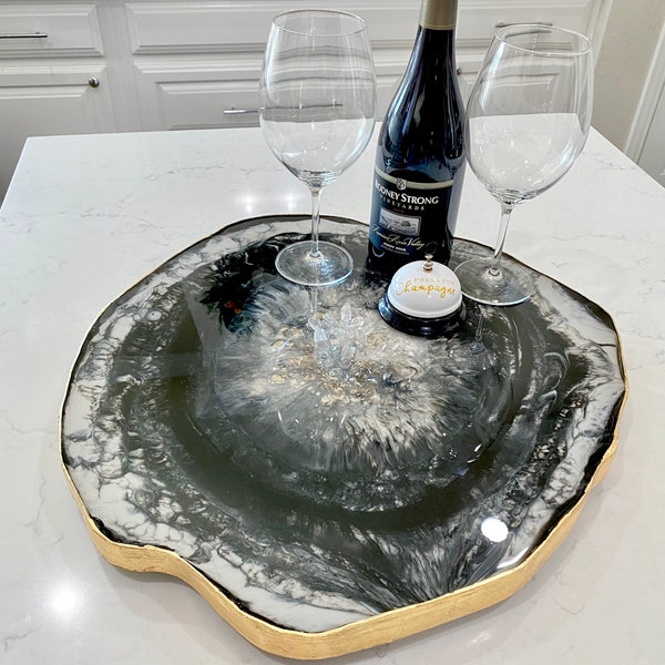 Huge luxury resin lazy Susan turntable centerpiece, geode agate table top serving decor. Modern black and white w/ resin crystal center.