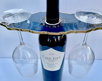 Dark navy Geode resin wine or champagne butler, caddy. blue w gold accents. Bottle holder, housewarming gift, wine lover, realtor gift ideas