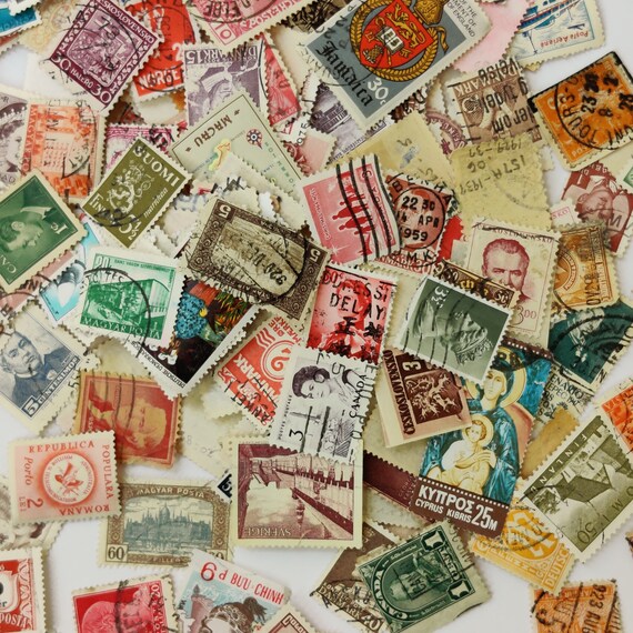 Pack of 100 Vintage Stamps International Mail Stamps Etsy